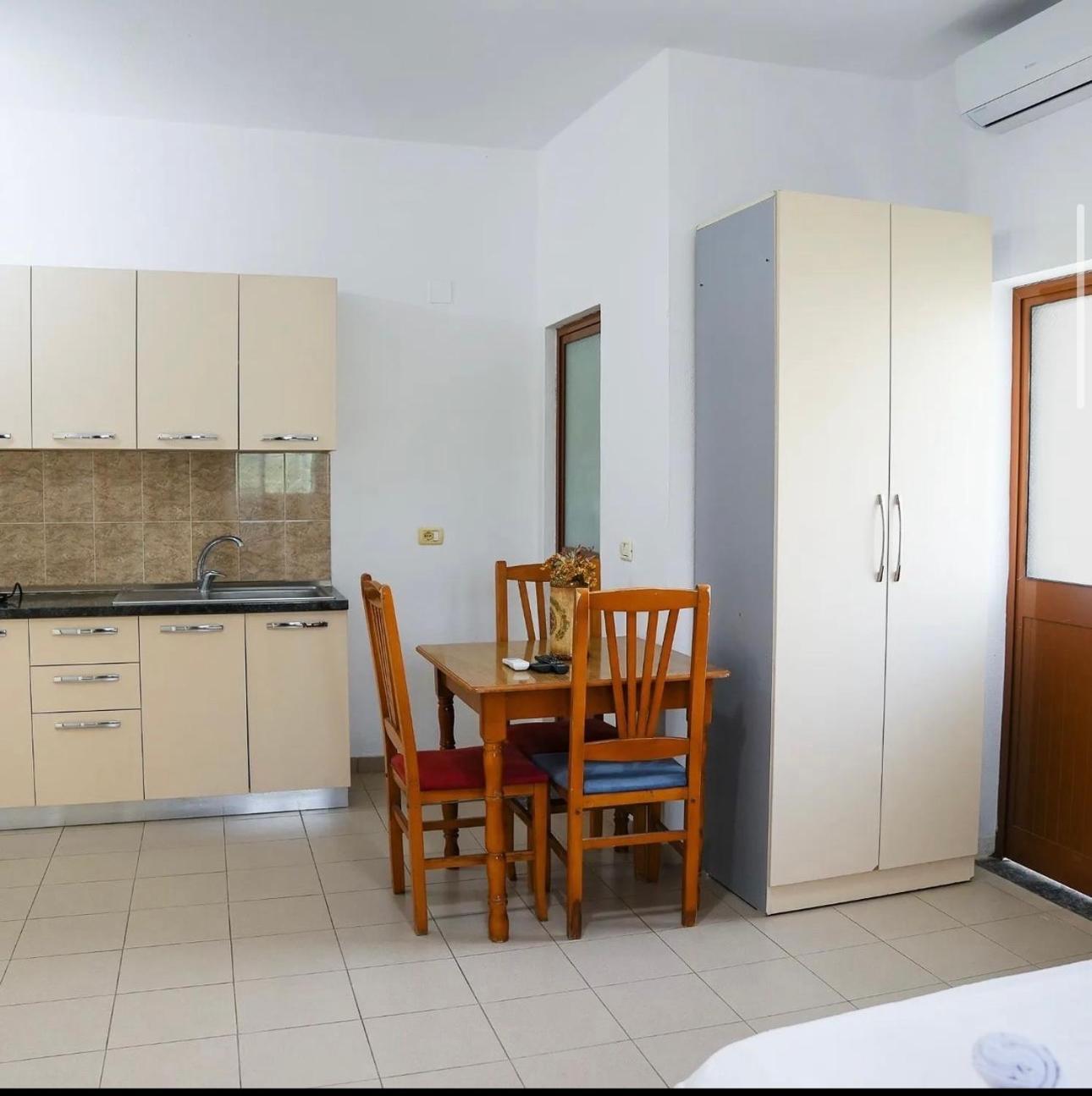 Hotel Kaci Velipojë 外观 照片